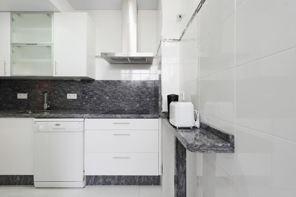 Apartamento En Puerto Marina B32 Benalmadena Exterior photo